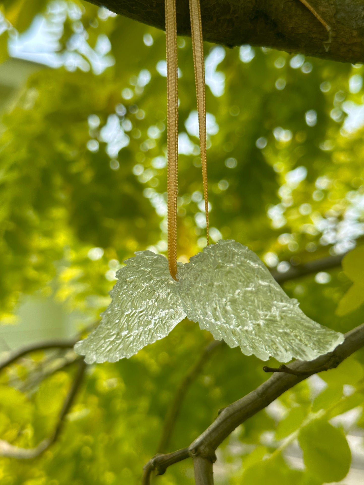 Angel wings hanging decoration